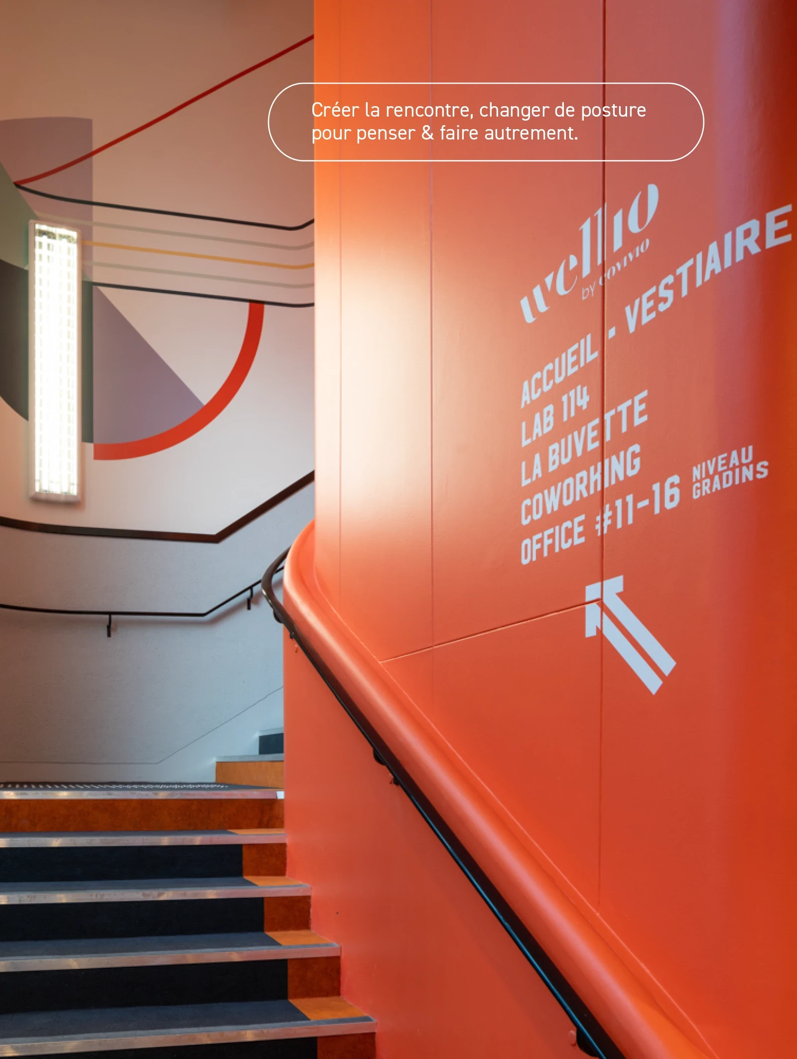 Escalier, directory mural Orange Lab 114