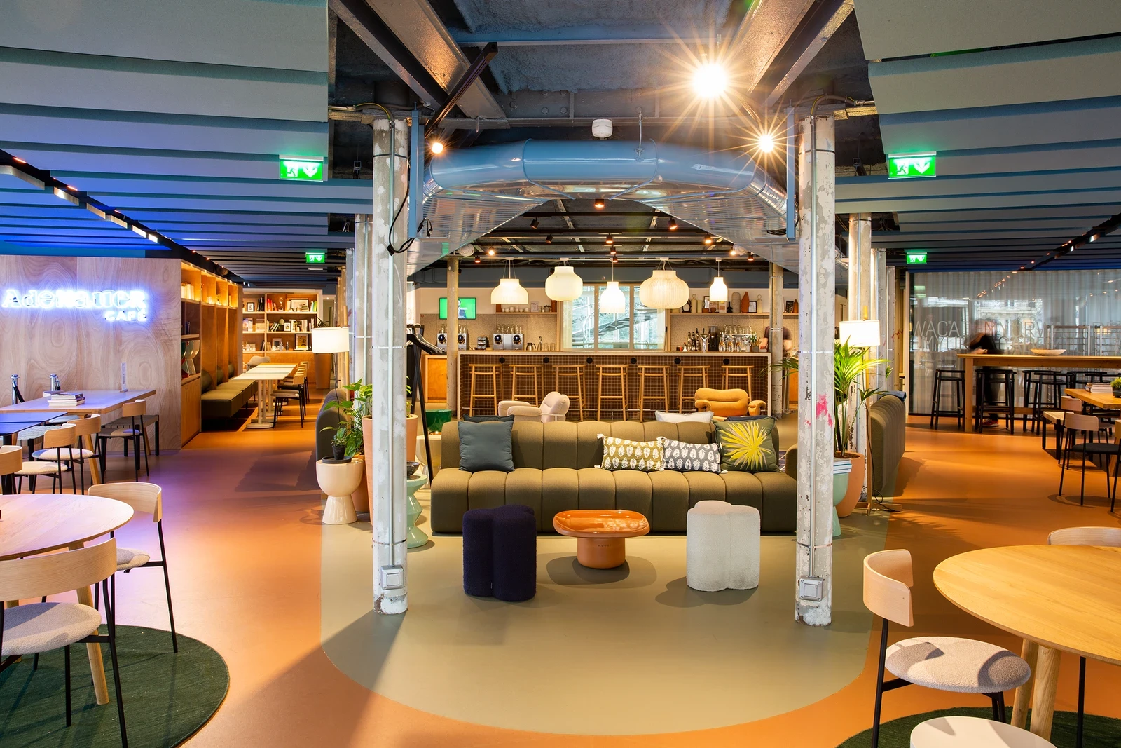 Café Adenaeur au siège social de Unibail Rodamco Westfield