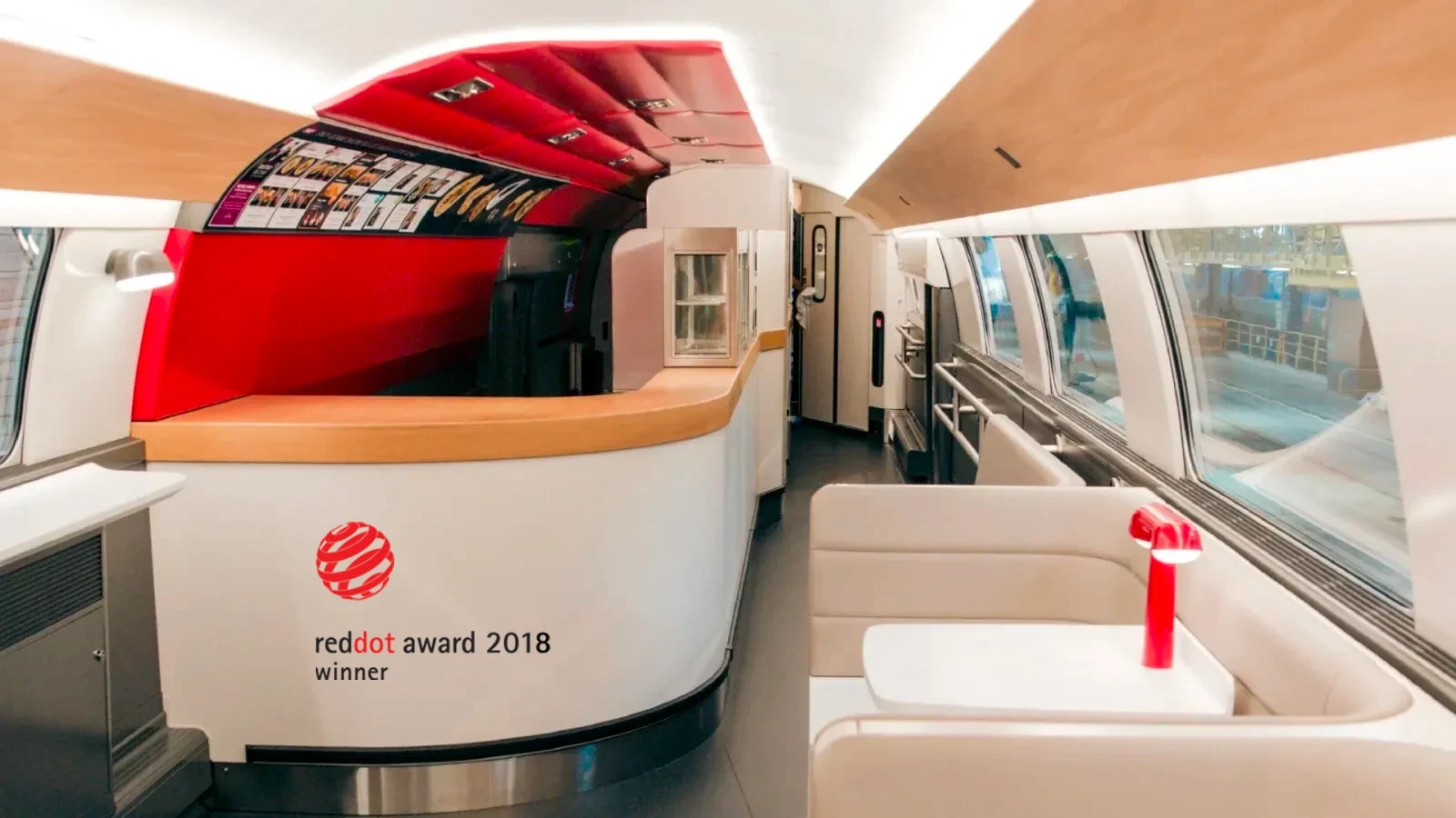 SNCF et Saguez & Partners remportent un Red Dot Award en 2018 avec le train TGV Océane